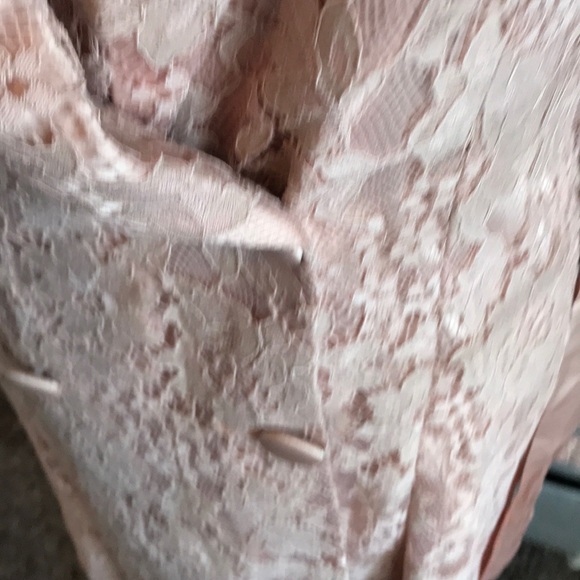 NWOT Lace trench dress with silky belt - Picture 3 of 6